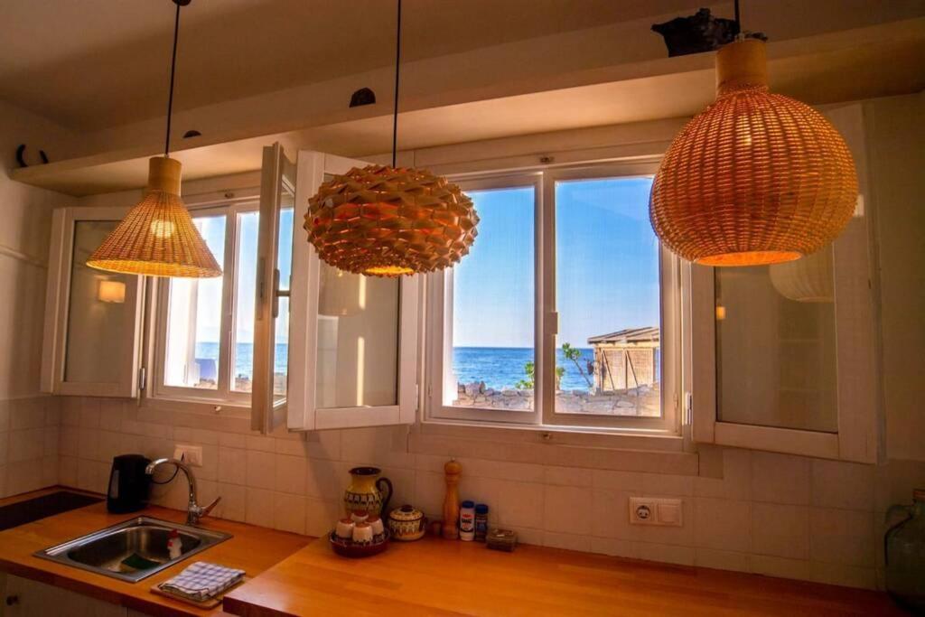 Romantic House 6 Steps From The Sea Mochlos Exterior photo